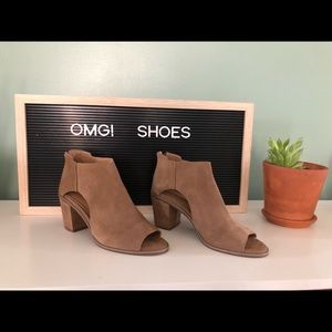 Lucky Brand peep toe